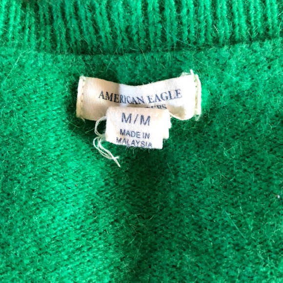 American Eagle sweater - Picture 2 of 4